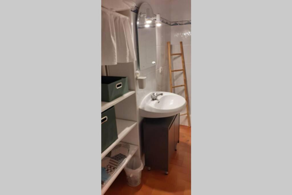 Agreable Logement Proche De La Gare Et Du Polygone Διαμέρισμα Μπεζιέ Εξωτερικό φωτογραφία