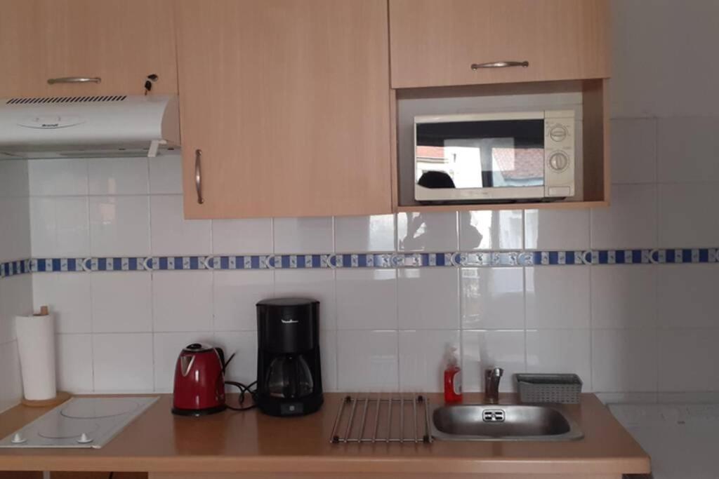 Agreable Logement Proche De La Gare Et Du Polygone Διαμέρισμα Μπεζιέ Εξωτερικό φωτογραφία